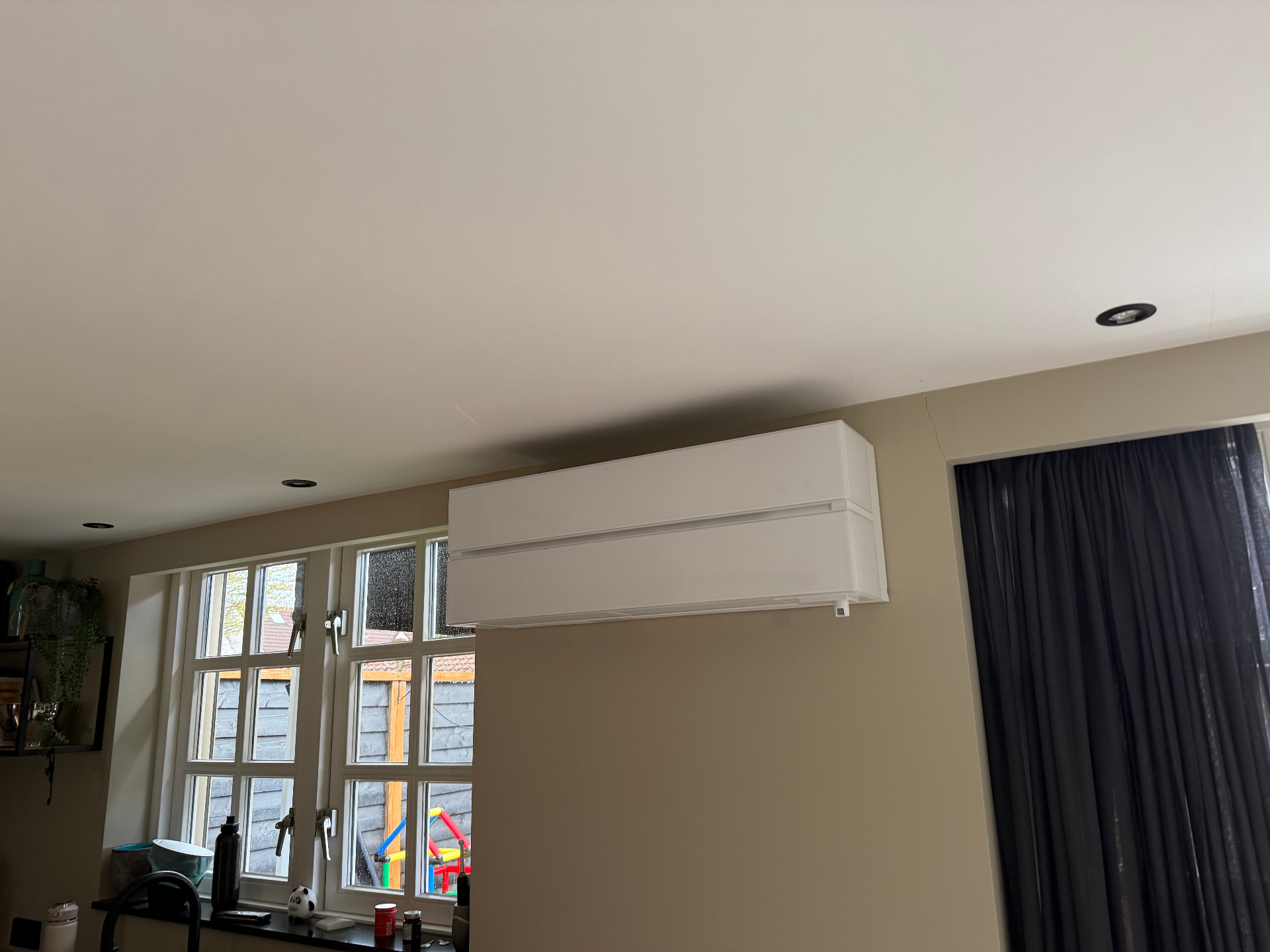 Mitsubishi wandunit — Berlicum